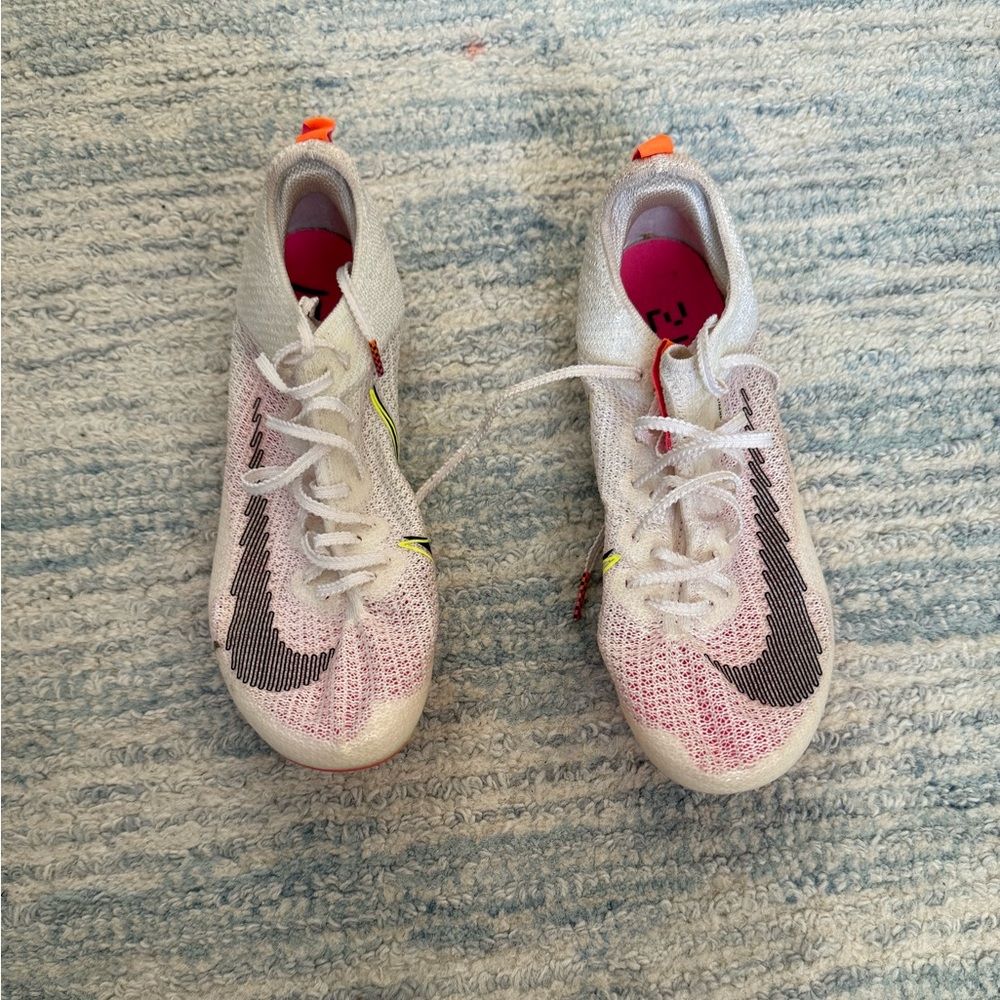 Nike carbon fiber spikes